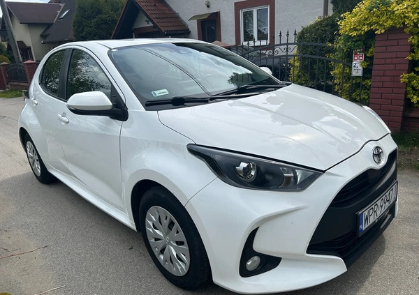 Toyota Yaris cena 58000 przebieg: 117000, rok produkcji 2021 z Głuchołazy małe 191